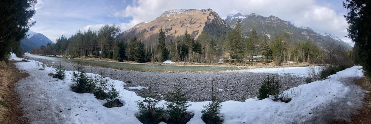 Gasthof Sonne Haeselgehr ภายนอก รูปภาพ